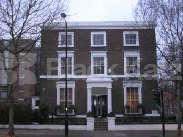 			2 Bedroom, 1 bath, 1 reception Ground Floor Flat			 Hamilton Terrace, ST JOHNS WOOD NW8